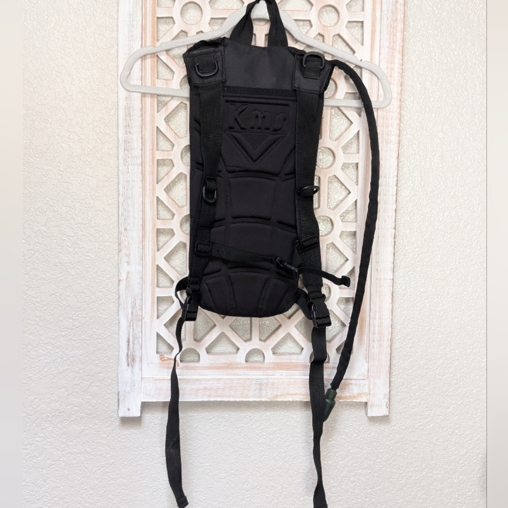KMS Black Backpack Water Bladder 2.5L Outdoors Camping Hiking Sports